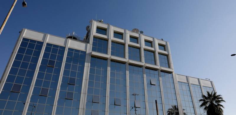 Επίθεση στον ΣΚΑΪ: Καταδίκη από κυβέρνηση και αντιπολίτευση