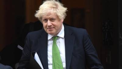 Τζόνσον: Η Βρετανία θα παράσχει περαιτέρω στρατιωτική στήριξη στην Ουκρανία