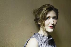 Το “dock” παρουσιάζει η Εύα Πυρνοκόκη