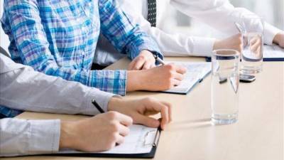 Ελλειψη «επικοινωνίας» εκπαιδευτικών ιδρυμάτων και πραγματικής αγοράς εργασίας