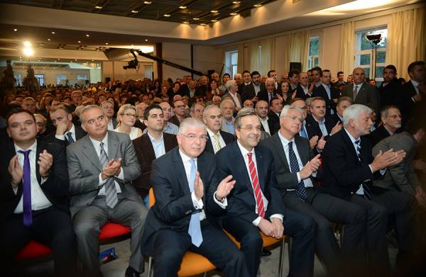 Υιοθεσία με προίκα Σαμαρά σε Τατούλη - Πλήρης κάλυψη του περιφερειάρχη από τον πρωθυπουργό!