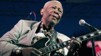 «Έφυγε» ο θρύλος των μπλουζ B.B. King (βίντεο)