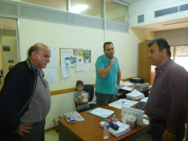 Ο Γρηγόρης Καλομοίρης σε Δημόσιους Υπαλλήλους στην Καλαμάτα: «Αγώνας για την ανατροπή της μνημονιακής πολιτικής»