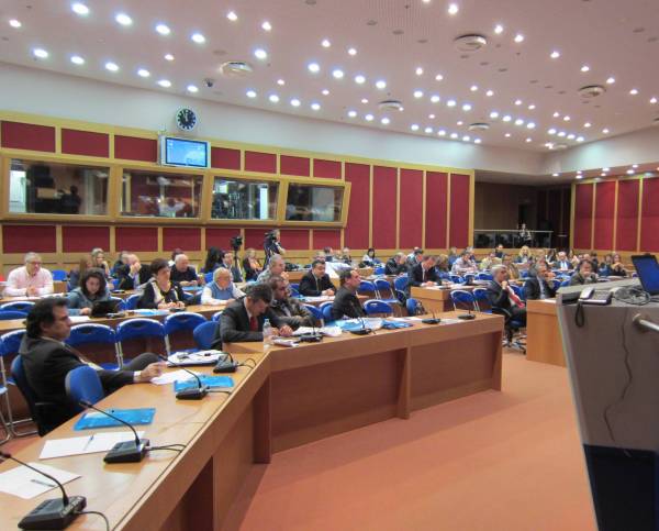 Η σωτηρία και η αναβάθμιση του Περιφερειακού / Τοπικού Τύπου: Μέλλον &amp; προοπτικές