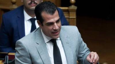 Πλεύρης: "Με αυστηρά μέτρα η επιστροφή των ανεμβολίαστων υγειονομικών από 1.1.2023"