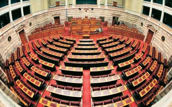 Θεσμική ανανέωση σε κόμματα και πρόσωπα