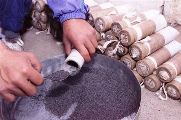 Συνελλήφθη 39χρονη στη Λακωνία με 12.000 κροτίδες