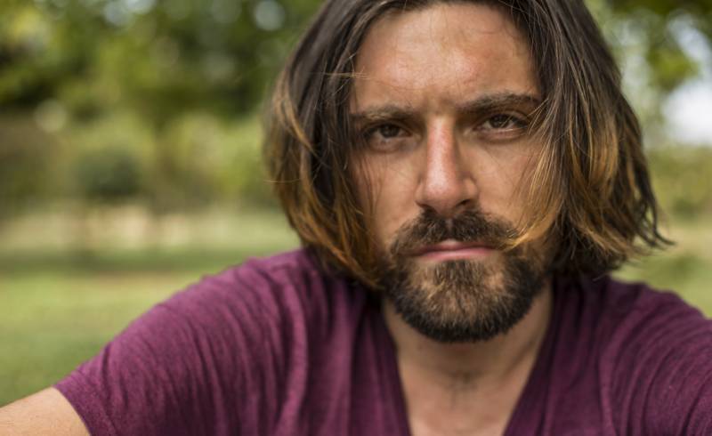 Ο Καλαματιανός σκηνοθέτης Γιώργος Λουριδάς στην «Ε»: «Η ζωή πάντα έχει μέσα της το δράμα, είτε μας αρέσει είτε όχι»