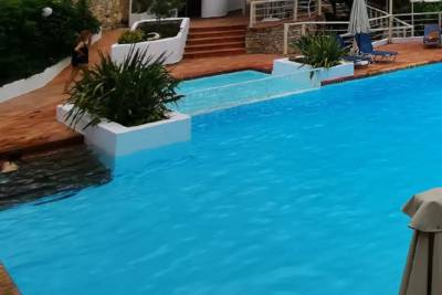 Παξοί: Προθεσμία για να απολογηθούν τη Δευτέρα πήραν οι συγγενείς της 4χρονης που πνίγηκε σε πισίνα