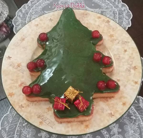 Χριστουγεννιάτικο «δέντρο» από υλικά που δεν φαντάζεστε!