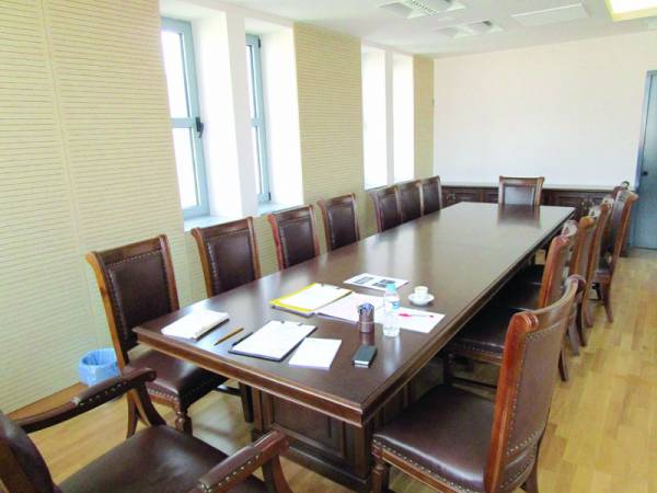 Το νέο γραφείο του Νίκα