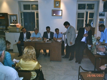 Συνάντηση στον Πειραιά Μανιατών και Λακώνων πολιτικών προς ενημέρωσή τους για τις πρωτοβουλίες αποτροπής εγκατάστασης ανεμογεννητριών στη Μάνη