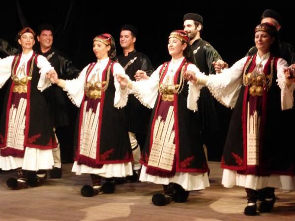 Παράσταση στη Μόσχα για το Λύκειο Ελληνίδων Καλαμάτας