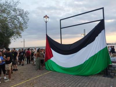 Συγκέντρωση αλληλεγγύης για την Παλαιστίνη χθες και στην Καλαμάτα (βίντεο-φωτογραφίες)