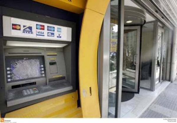 Παρασκευή από τα ΑΤΜ η προκαταβολή της επιδότησης στους αγρότες