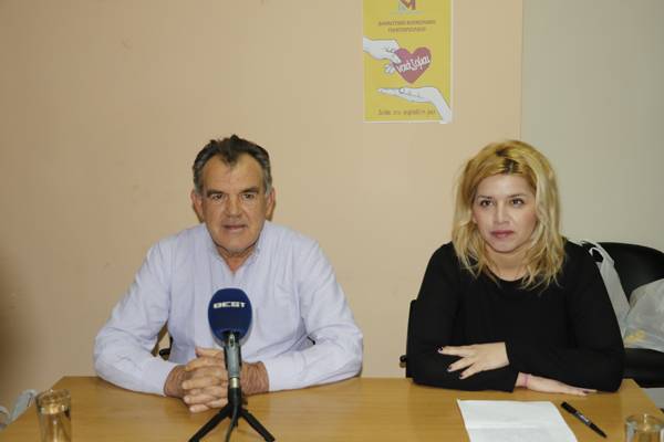 Τρόφιμα σε 800 οικογένειες διανέμει ο Δήμος Μεσσήνης (βίντεο)