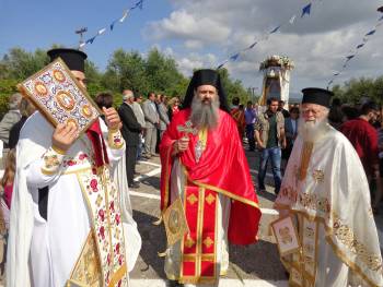 Την πολιούχο του Ζωοδόχο Πηγή γιόρτασε το Πεταλίδι