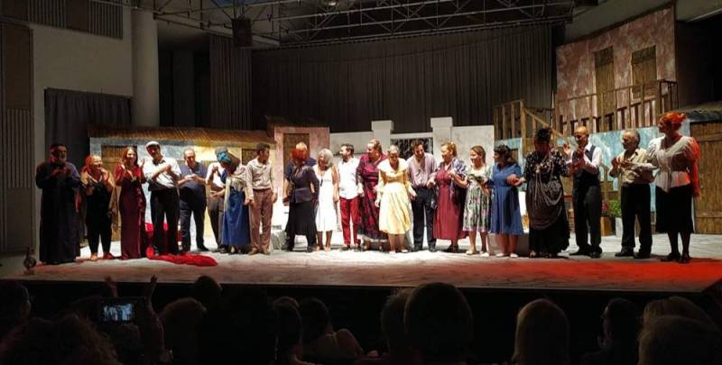 Το “Γλέντι” μέχρι την Τρίτη στο Πνευματικό Κέντρο Καλαμάτας