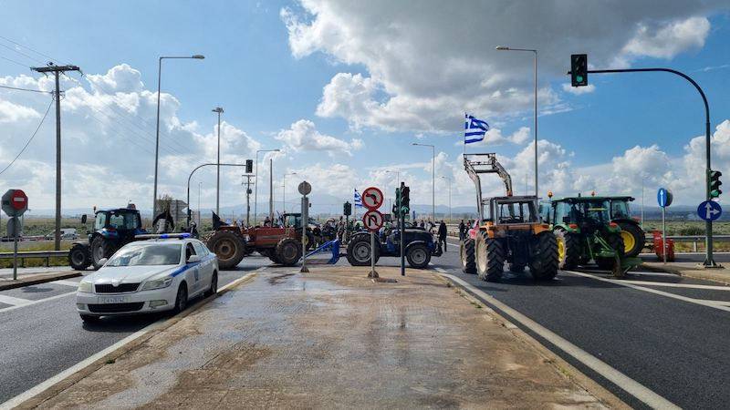 Η Αγωνιστική Συνεργασία Πελοποννήσου στηρίζει τον αγώνα των αγροτών