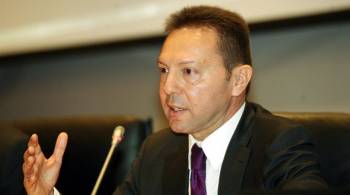 Στουρνάρας: Ασφαλείς οι καταθέσεις στις τράπεζες
