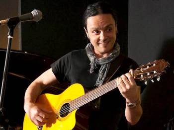 Βασίλης Γισδάκης: "Στην εποχή μας υπάρχει μεγάλη έλλειψη αυτοσεβασμού, αυτοκριτικής και τελικά παιδείας"