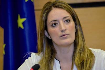 Ρομπέρτα Μετσόλα: Σήμερα είναι μια θλιβερή ημέρα για την Ευρώπη- Δεν θα σταματήσουμε να αγωνιζόμαστε για να σταματήσουν αυτές οι θηριωδίες