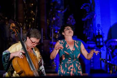 Καλλιτέχνες της βιεννέζικης σκηνής στο “Mani Sonnenlink”