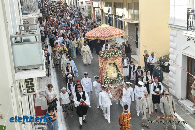 Την πολιούχο της Παναγία Μυρτιδιώτισσα γιόρτασε η Πύλος (φωτογραφίες)