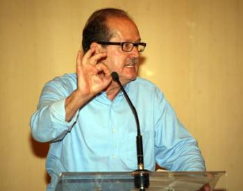 Νίκας: "Κατά των απολύσεων τάσσονται οι δήμαρχοι"