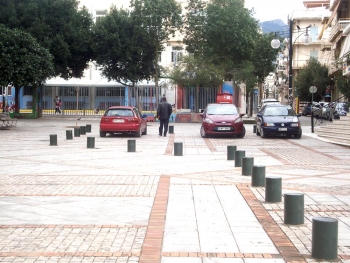 Διαμαρτυρία κατοίκων της πλατείας Ταξιαρχών: Καταγγέλλουν κλοπές, μαχαιρώματα και χρήσεις ουσιών