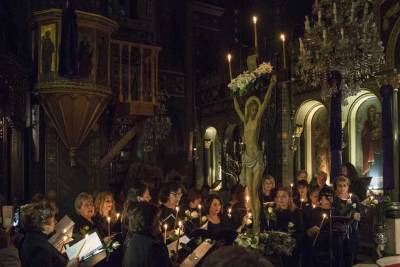 Συγκίνησε το “Μοιρολόι της Παναγίας” από το Λύκειον των Ελληνίδων Καλαμάτας (βίντεο)