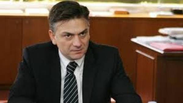 Μωραΐτης: Απύθμενο το θράσος του Καραμανλή