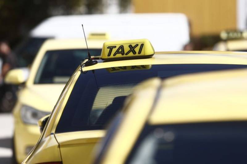 Ληστεία σε βάρος οδηγού ταξί στο Αιγάλεω – Τον τραυμάτισαν με μαχαίρι