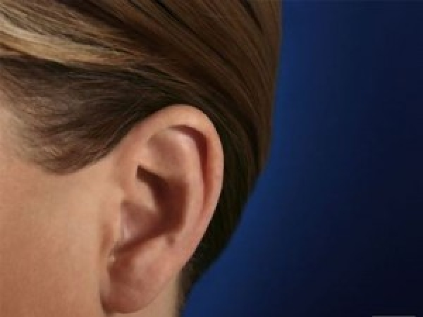 "Ωτα ακούοντα;"