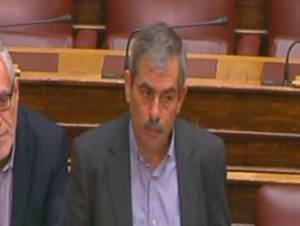 Διαμαρτυρία Πετράκου για την απουσία Χαρδούβελη στην ερώτηση για την αυτοκτονία του αγρότη Γ. Λούζη (βίντεο)