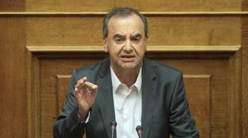 Στρατούλης: Αύριο στη Βουλή ο νόμος που σταματά τις μειώσεις στις επικουρικές