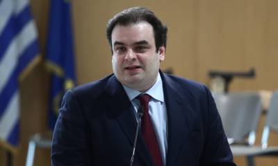 Πιερρακάκης για τα 50 χρόνια Μεταπολίτευσης: Προχωράμε μπροστά με έμπνευση από τα γεγονότα του 1974 αλλά και με «μνήμη μέλλοντος»