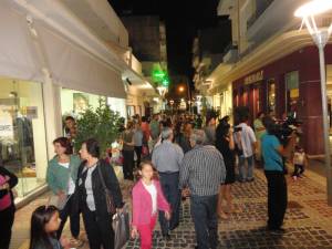 Μεγάλη γιορτή προσφορών από τους εμπόρους της Μεσσήνης