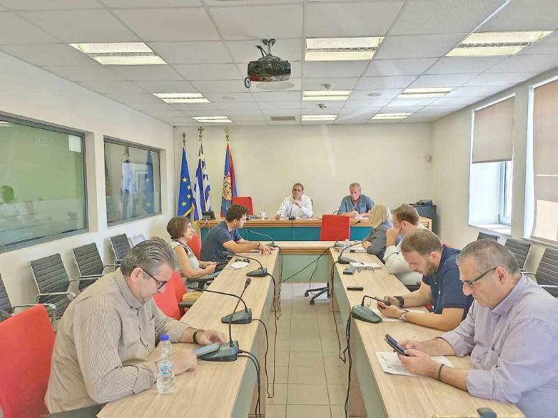 Δημοτική Επιτροπή Καλαμάτας: Νέες διαφωνίες για την οικονομική ενίσχυση συλλόγων