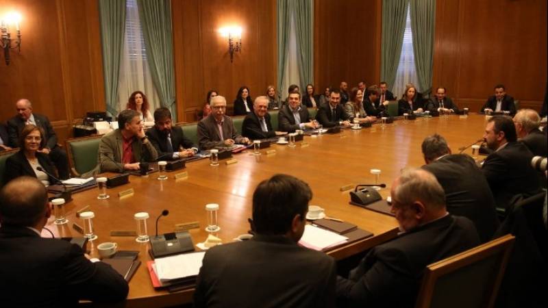 15.000 προσλήψεις μόνιμων εκπαιδευτικών - Νέα δέσμη θετικών μέτρων τον Ιανουάριο