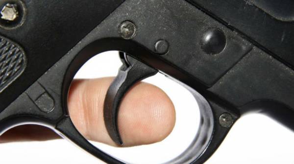 Καυγάς μεταξύ γειτόνων με πυροβολισμό, στον Ν. Κόσμο