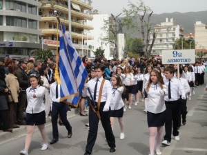 Φωτογραφίες (1) από τη παρέλαση στην Καλαμάτα