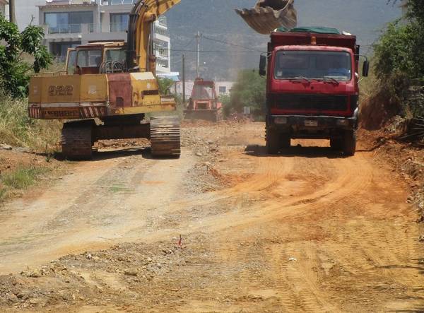 Πελοπόννησος: Αλλαγή στον τρόπο παραγωγής δημοσίων έργων ζητεί ο Νίκας