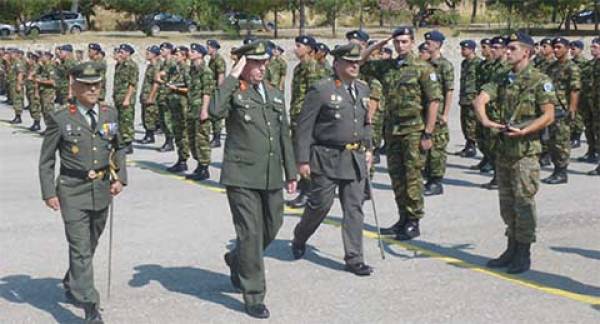 Αλλαγή διοίκησης χθες στο 9ο Σύνταγμα Πεζικού Καλαμάτας (βίντεο)