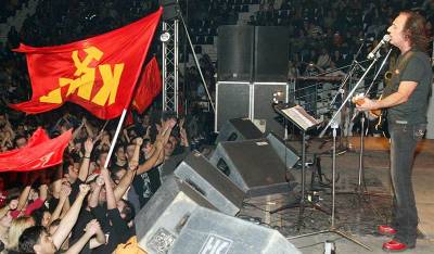 Παπακωναντίνου και Στόκας στο 43ο Φεστιβάλ ΚΝΕ – Οδηγητή στην Καλαμάτα