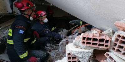 Επιστρέφουν από την Τουρκία ΕΜΑΚ και ΕΚΑΒ – Συγκινητικός αποχαιρετισμός από Τσαβούσογλου (βίντεο)