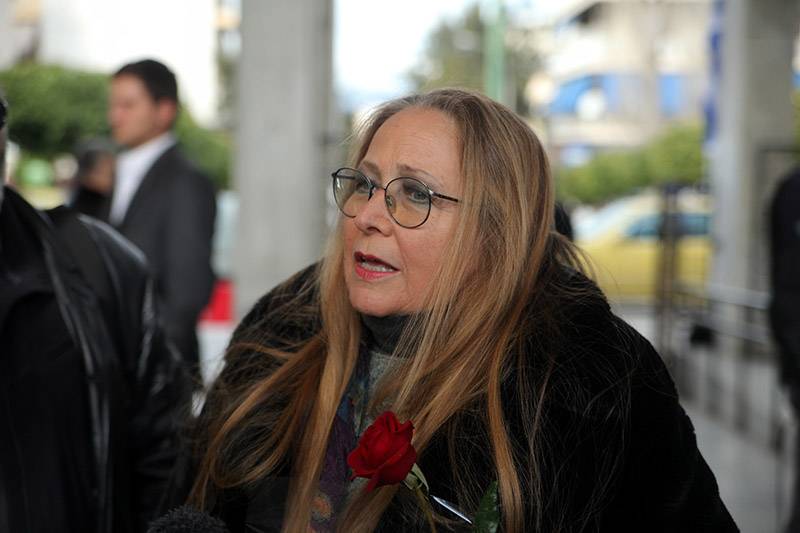 Η Μαρίζα Κωχ με «Το ξανθό κορίτσι της Σαντορίνης» στην Καλαμάτα