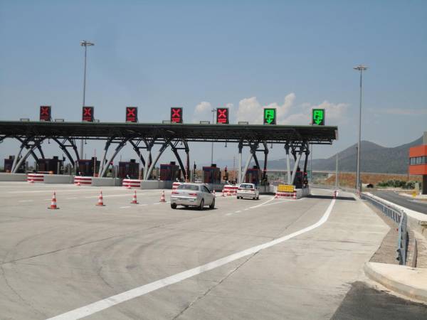 Μικρή μείωση τιμών στα διόδια του Κόρινθος - Τρίπολη - Καλαμάτα