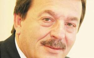 Σαμπαζιώτης: "Το 2014 θα μειωθεί οριακά η ανεργία"