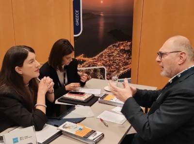 Η Περιφέρεια Πελοποννήσου σε έκθεση τουρισμού στη Βιέννη: Στο επίκεντρο η αύξηση πτήσεων για Καλαμάτα